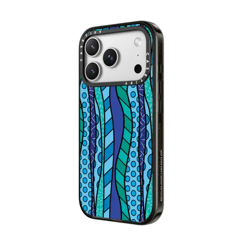 WAVES BY ROMERO BRITTO