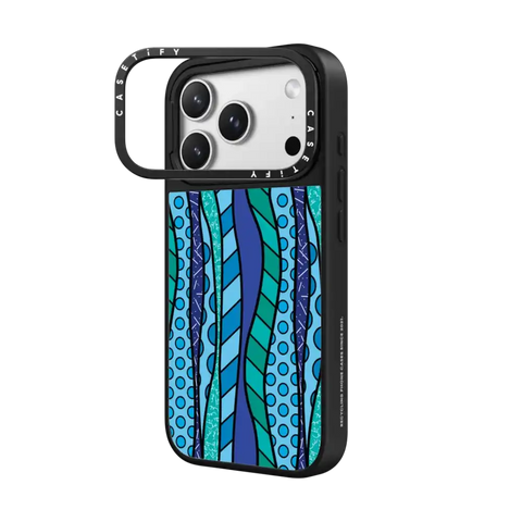 WAVES BY ROMERO BRITTO