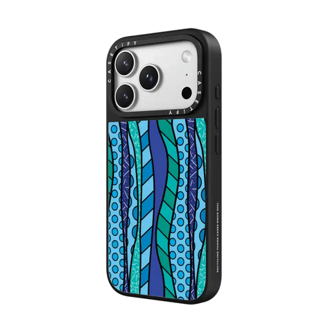 WAVES BY ROMERO BRITTO