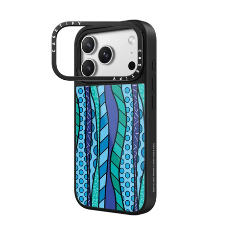 WAVES BY ROMERO BRITTO