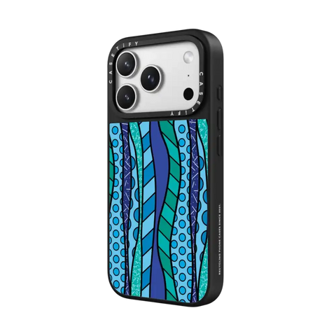 WAVES BY ROMERO BRITTO