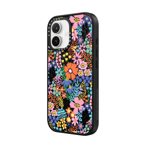 Butterfly Moth Flower Meadow - Floral Summer Pattern