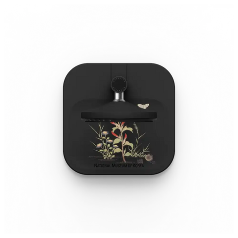NMK Cockscomb and Scarabs 2-in-1 Charging Stand
