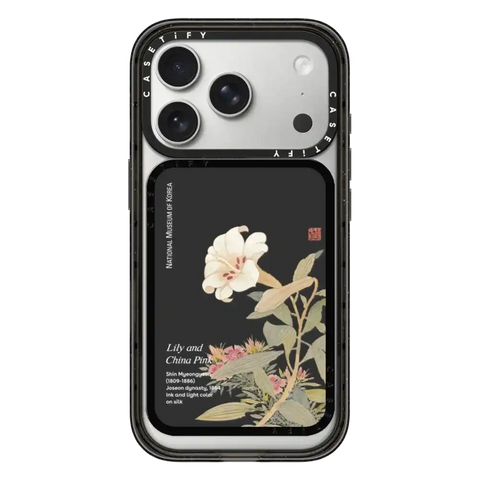 NMK Lily Snappy Cardholder Stand