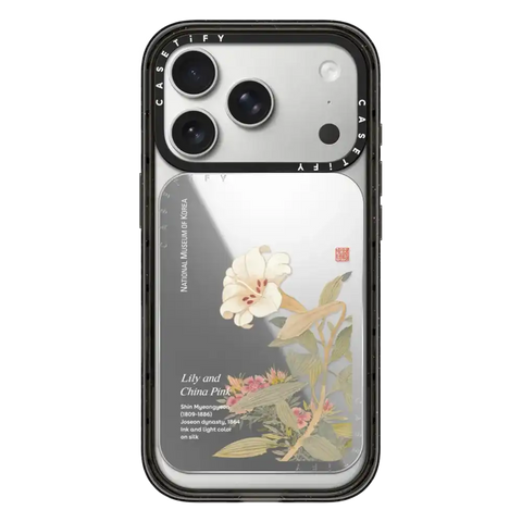 NMK Lily Snappy Cardholder Stand