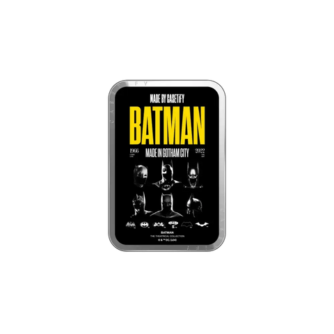 Made in Gotham City™ Snappy Cardholder Stand