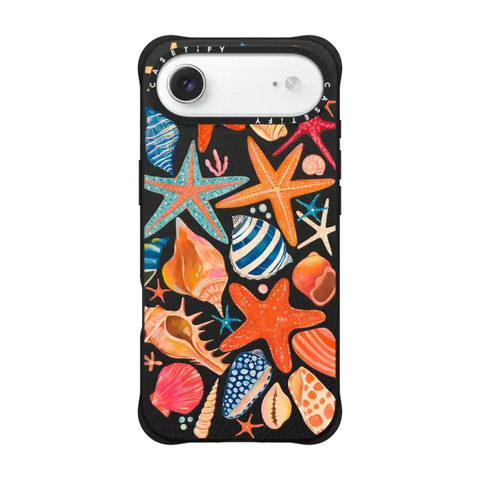 Sea Shells by Grace Andersson