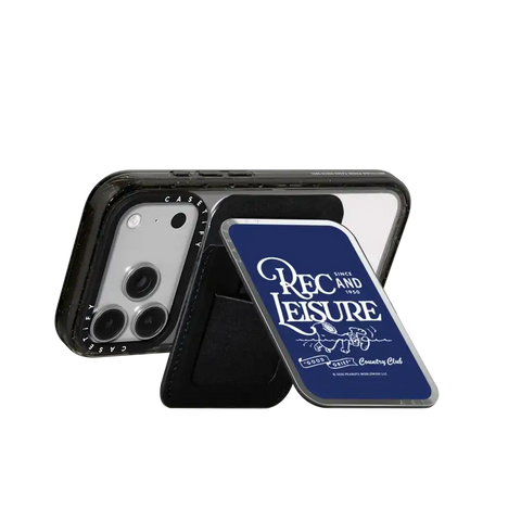 Snoopy Rec & Leisure Snappy Cardholder Stand