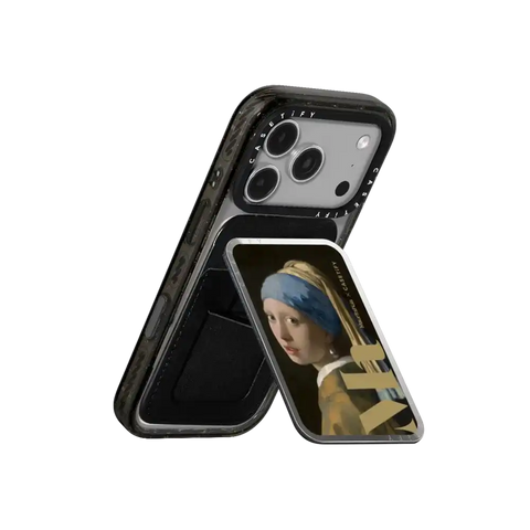 Girl with a Pearl Earring Snappy Cardholder Stand
