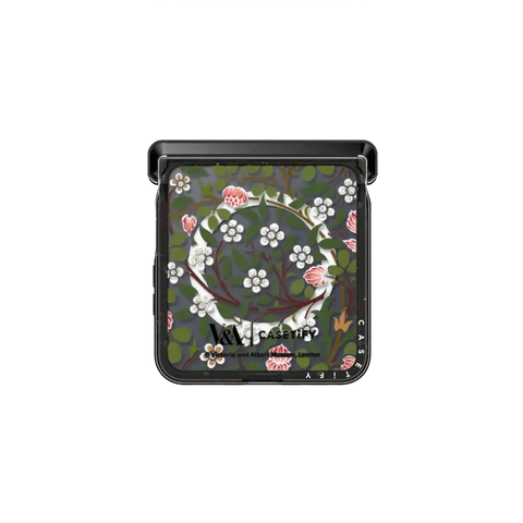 V&A Morris Edit, Clover Case