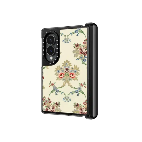 V&A Rococo Edit, Brocaded Roses Case