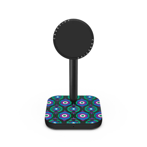 V&A Geometry Edit, Bullseye 3 PowerThru 2-in-1 Charging Stand