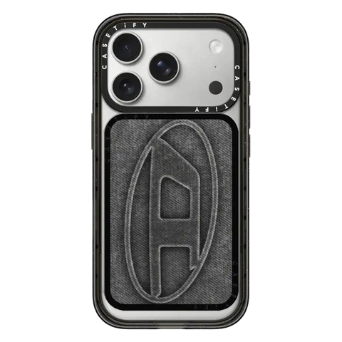 Black Denim Oval D Snappy Cardholder Stand