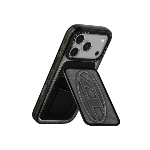 Black Denim Oval D Snappy Cardholder Stand