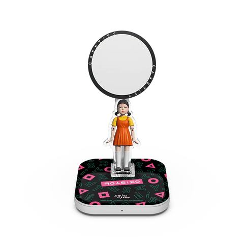 Squid Game Young-hee PowerThru 2-in-1 Charging Stand