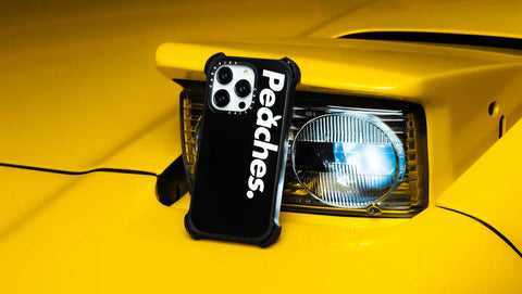 Peaches. Batto AirPods Case