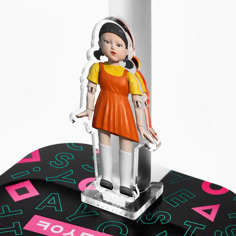 Squid Game Young-hee PowerThru 2-in-1 Charging Stand